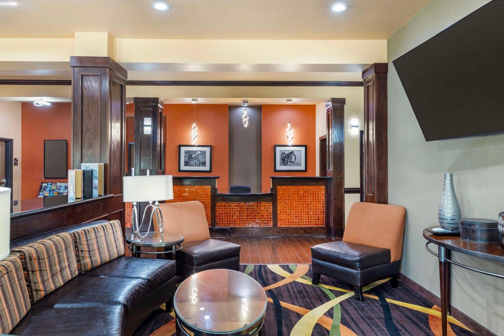 Best Western Plus Goliad Inn & Suites Экстерьер фото