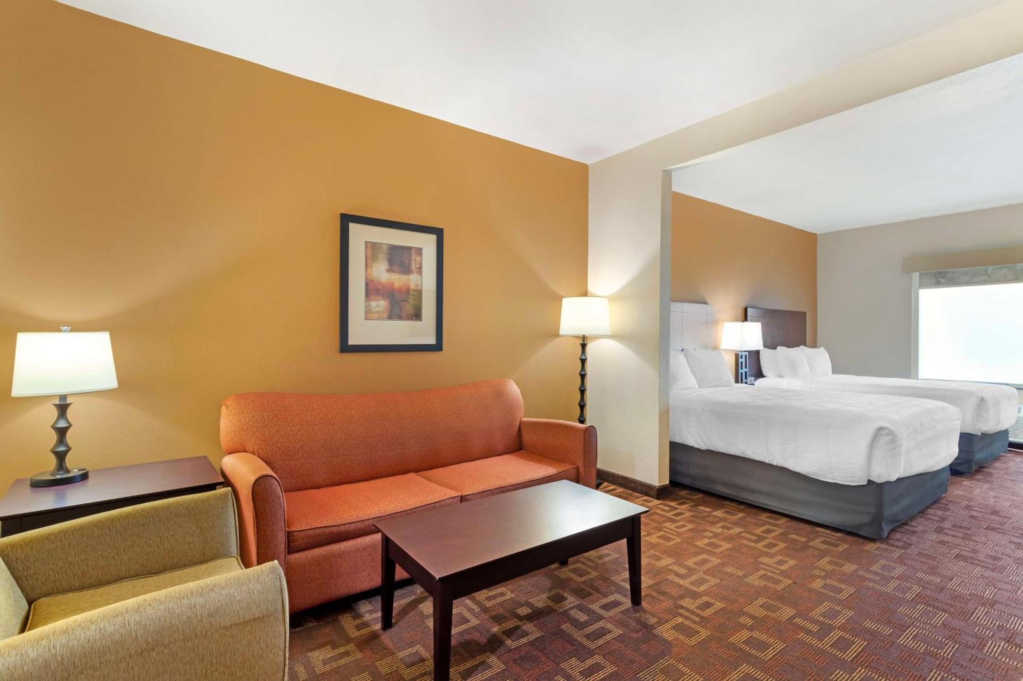 Best Western Plus Goliad Inn & Suites Экстерьер фото